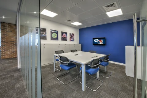 Turner office dubai media city 04